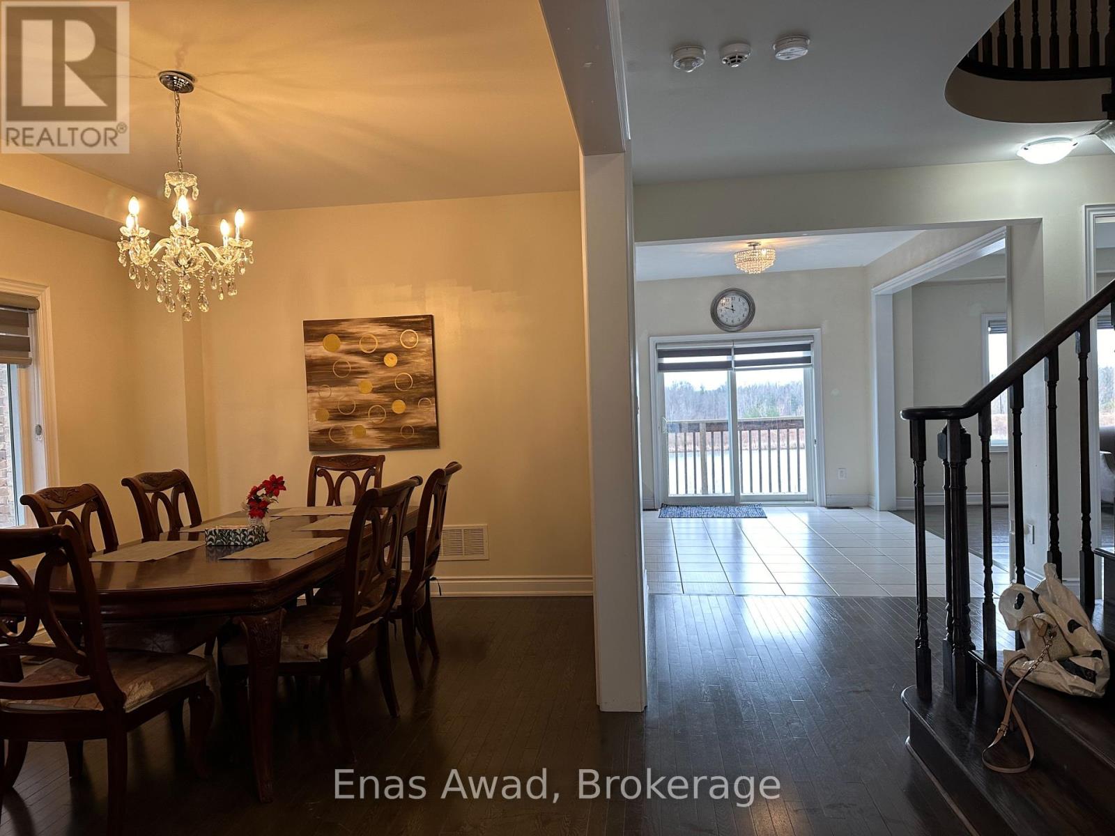 1345 Bardeau Street, Innisfil, Ontario  L0L 1W0 - Photo 14 - N12068031