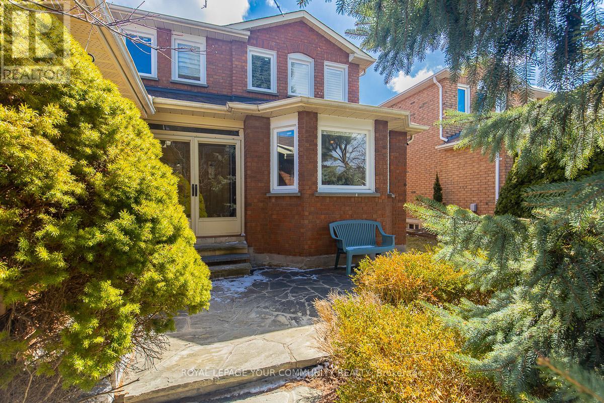 Property at 122 LYNDHURST DRIVE image 4