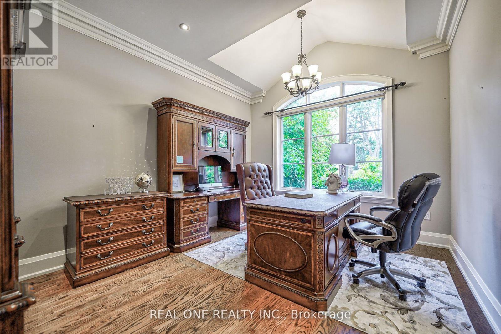 190 Maplewood Road, Mississauga (Mineola), Ontario  L5G 2M6 - Photo 26 - W12083900