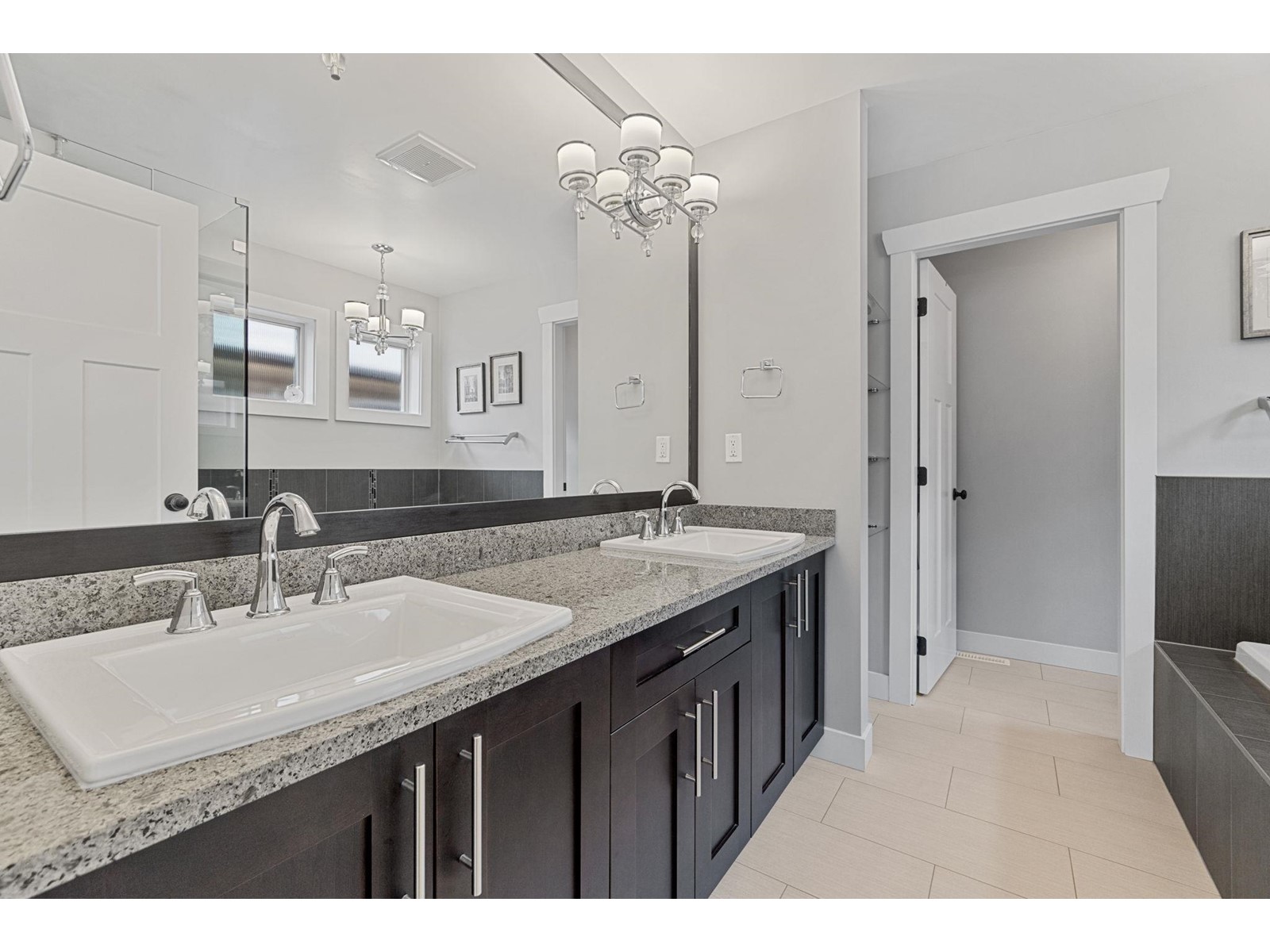 21014 80b Avenue, Langley, British Columbia  V2Y 0K2 - Photo 6 - R2990489