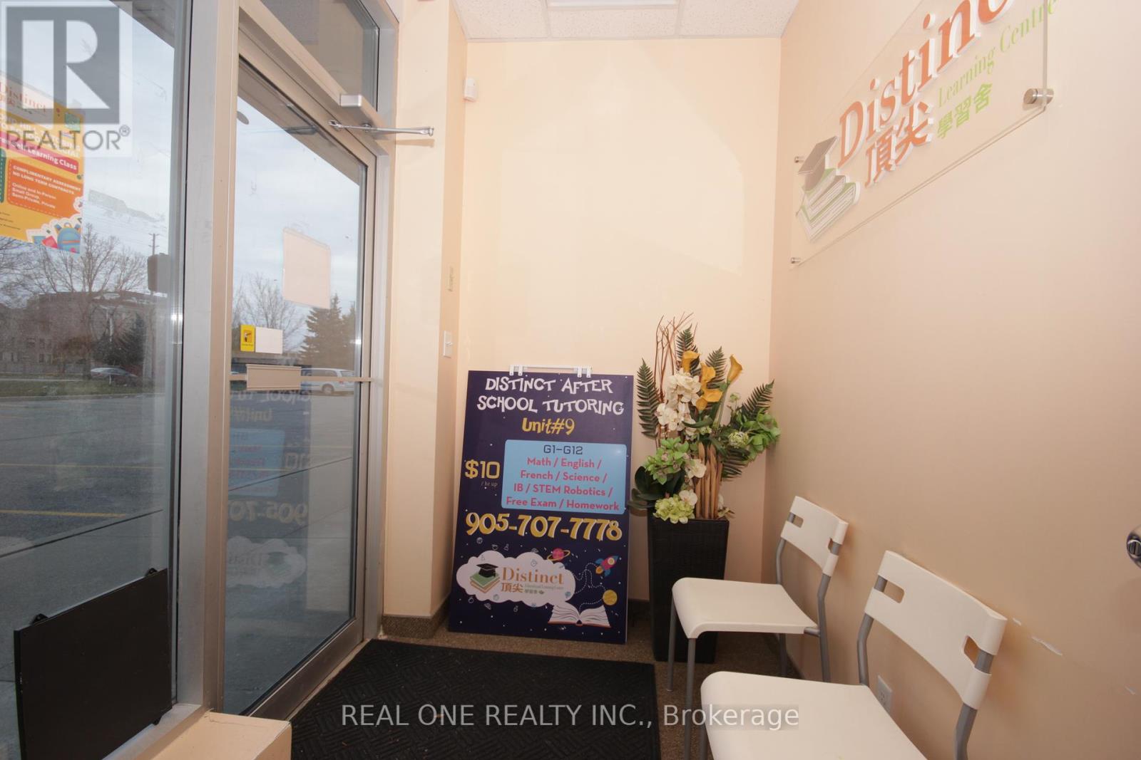 #9 - 1455 Sixteenth Avenue, Richmond Hill, Ontario  L4B 4W5 - Photo 3 - N12087912