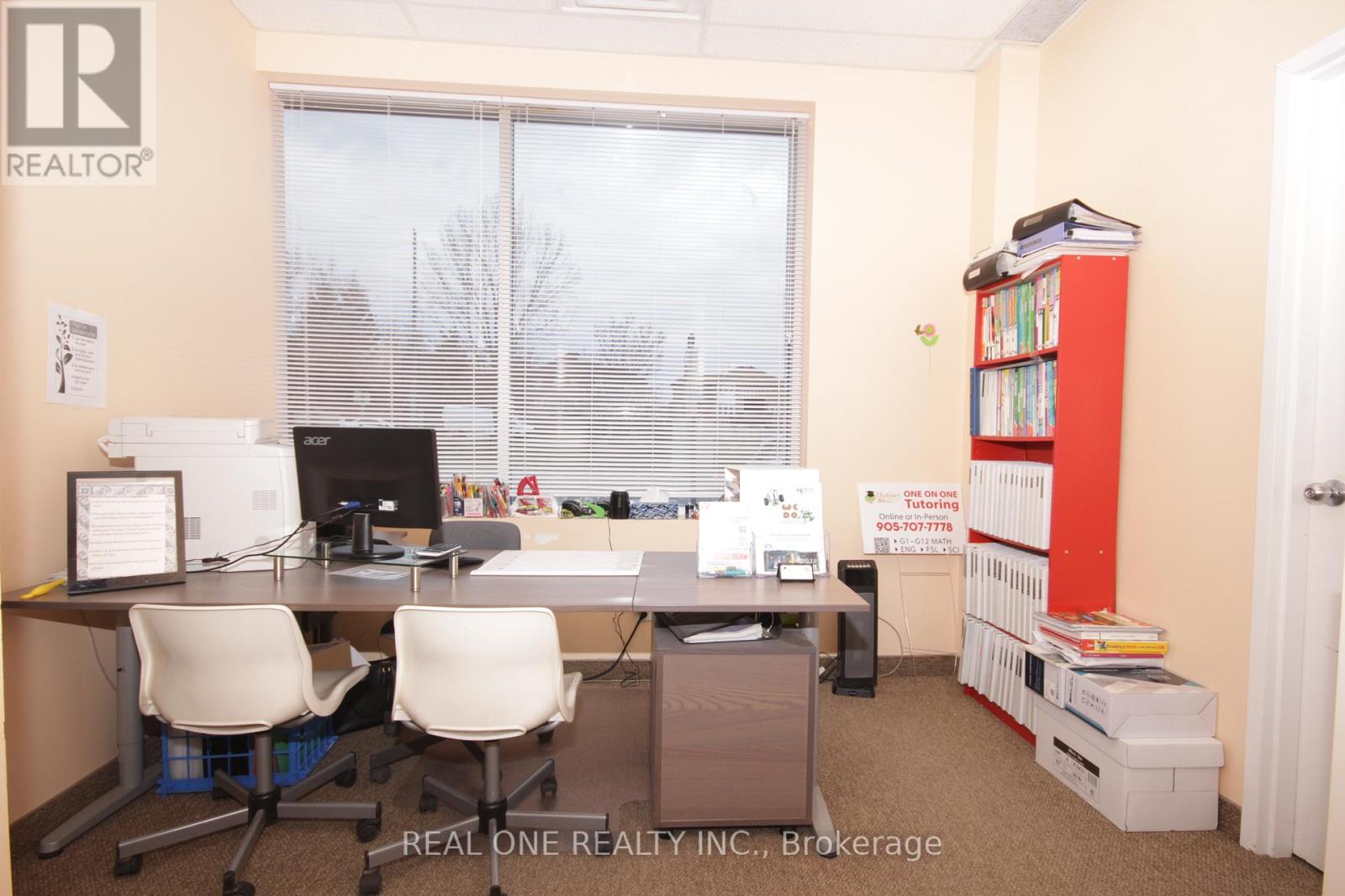 #9 - 1455 Sixteenth Avenue, Richmond Hill, Ontario  L4B 4W5 - Photo 4 - N12087912