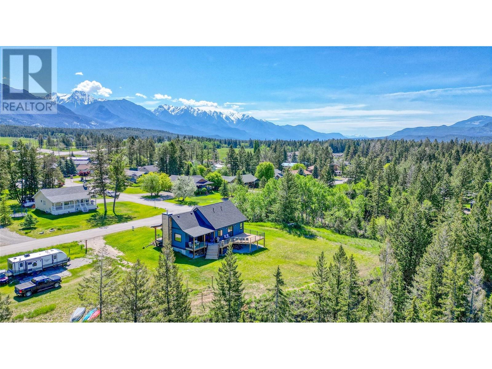 1795 Taynton Road, Windermere, British Columbia  V0B 2L0 - Photo 6 - 10344229