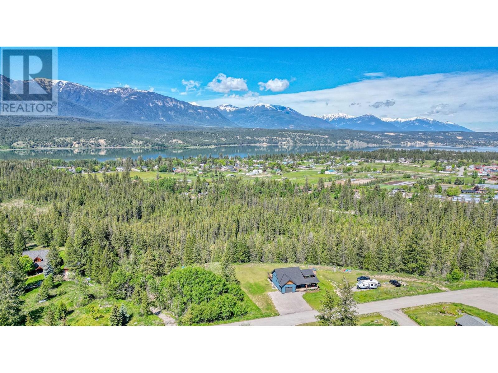 1795 Taynton Road, Windermere, British Columbia  V0B 2L0 - Photo 5 - 10344229