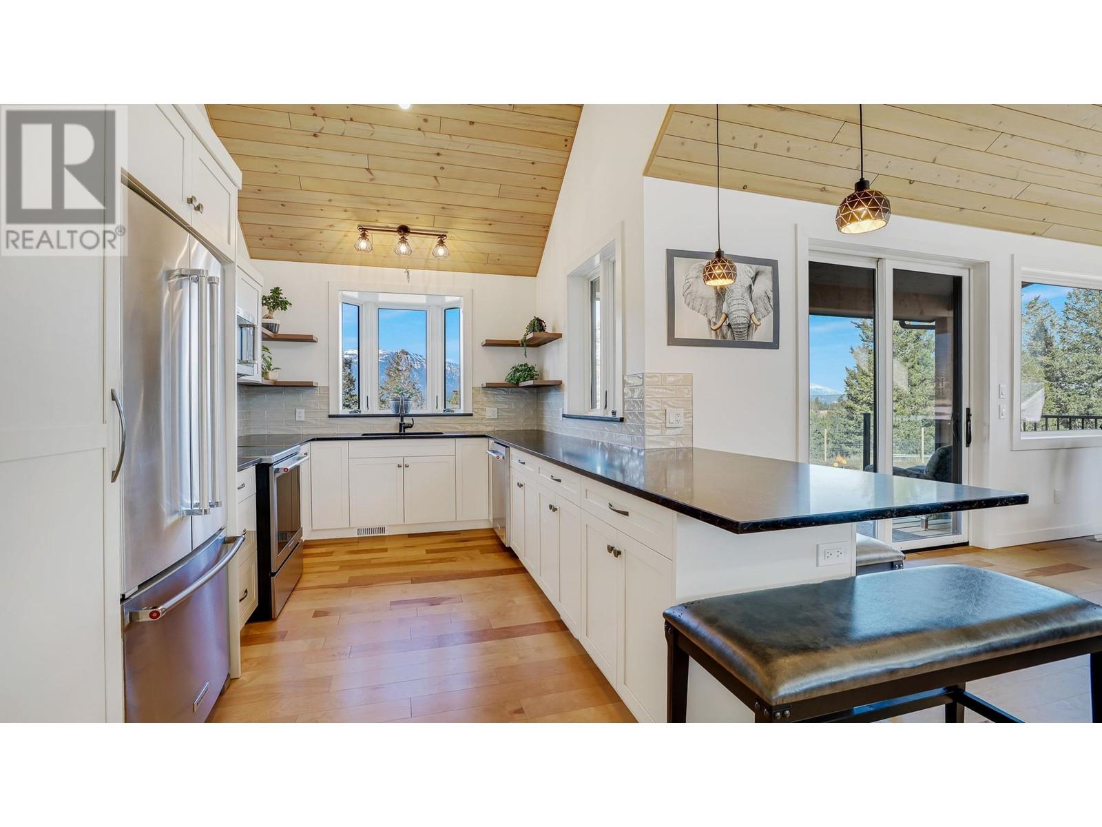 1795 Taynton Road, Windermere, British Columbia  V0B 2L0 - Photo 26 - 10344229