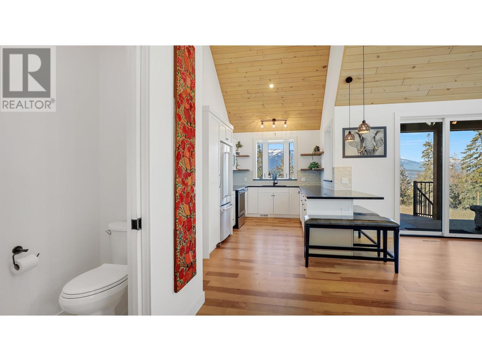 1795 Taynton Road, Windermere, British Columbia  V0B 2L0 - Photo 36 - 10344229