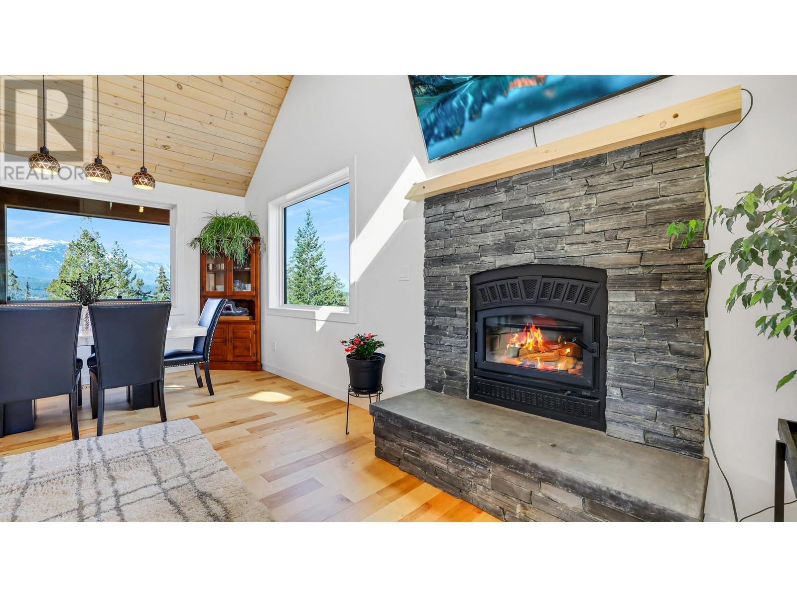 1795 Taynton Road, Windermere, British Columbia  V0B 2L0 - Photo 34 - 10344229