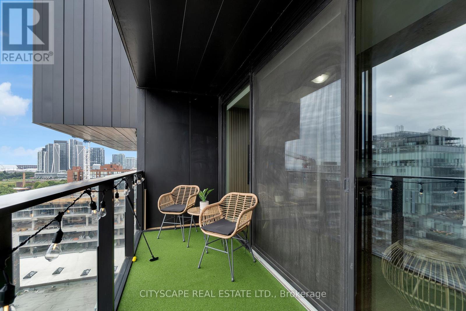1304 - 629 King Street W, Toronto, Ontario  M5V 1M5 - Photo 20 - C12091873