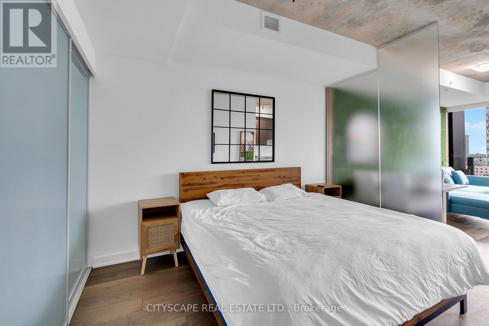 1304 - 629 King Street W, Toronto, Ontario  M5V 1M5 - Photo 27 - C12091873