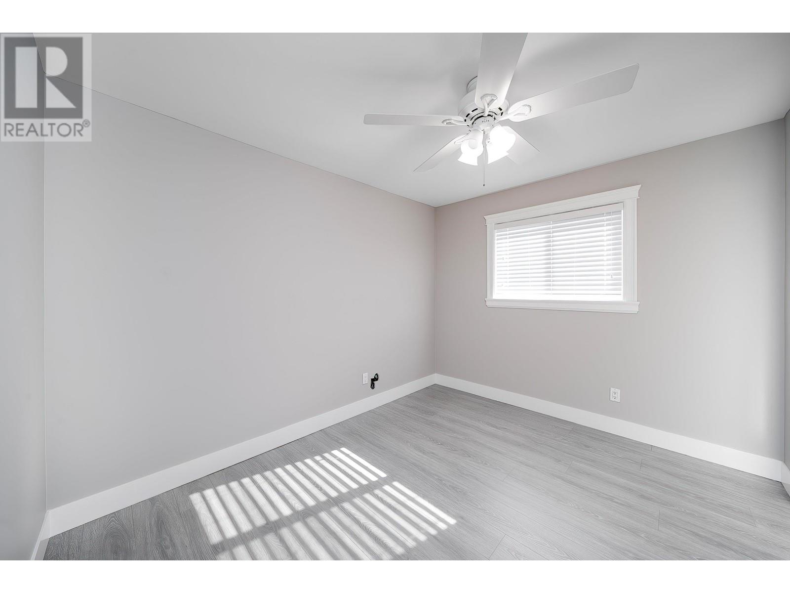 7563 Cariboo Road, Burnaby, British Columbia  V3N 4X2 - Photo 26 - R2990253