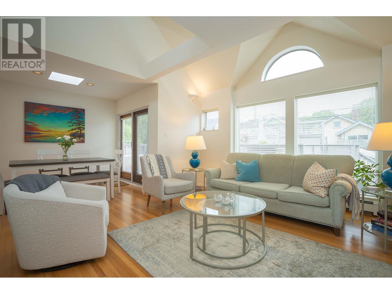 1346 LABURNUM STREET, Vancouver