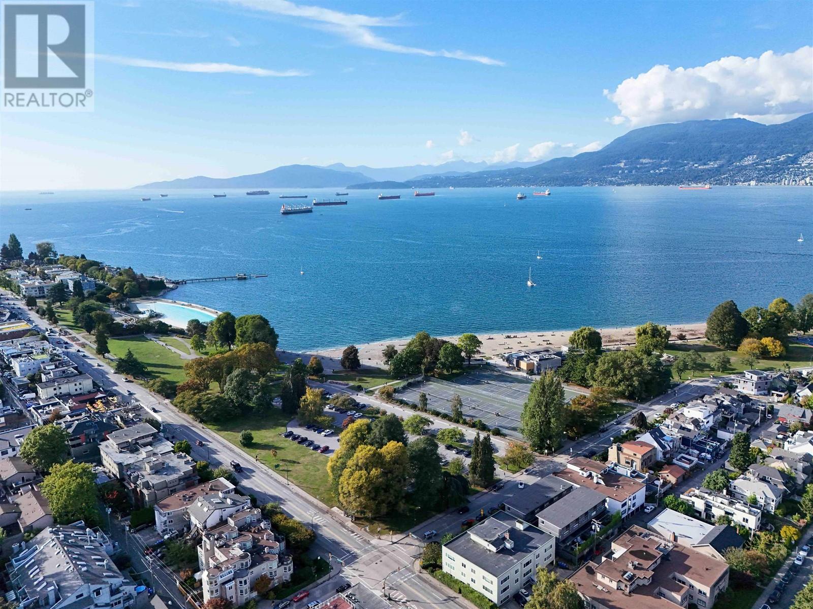 Listing Picture 38 of 38 : 1346 LABURNUM STREET, Vancouver / 溫哥華 - 魯藝地產 Yvonne Lu Group - MLS Medallion Club Member