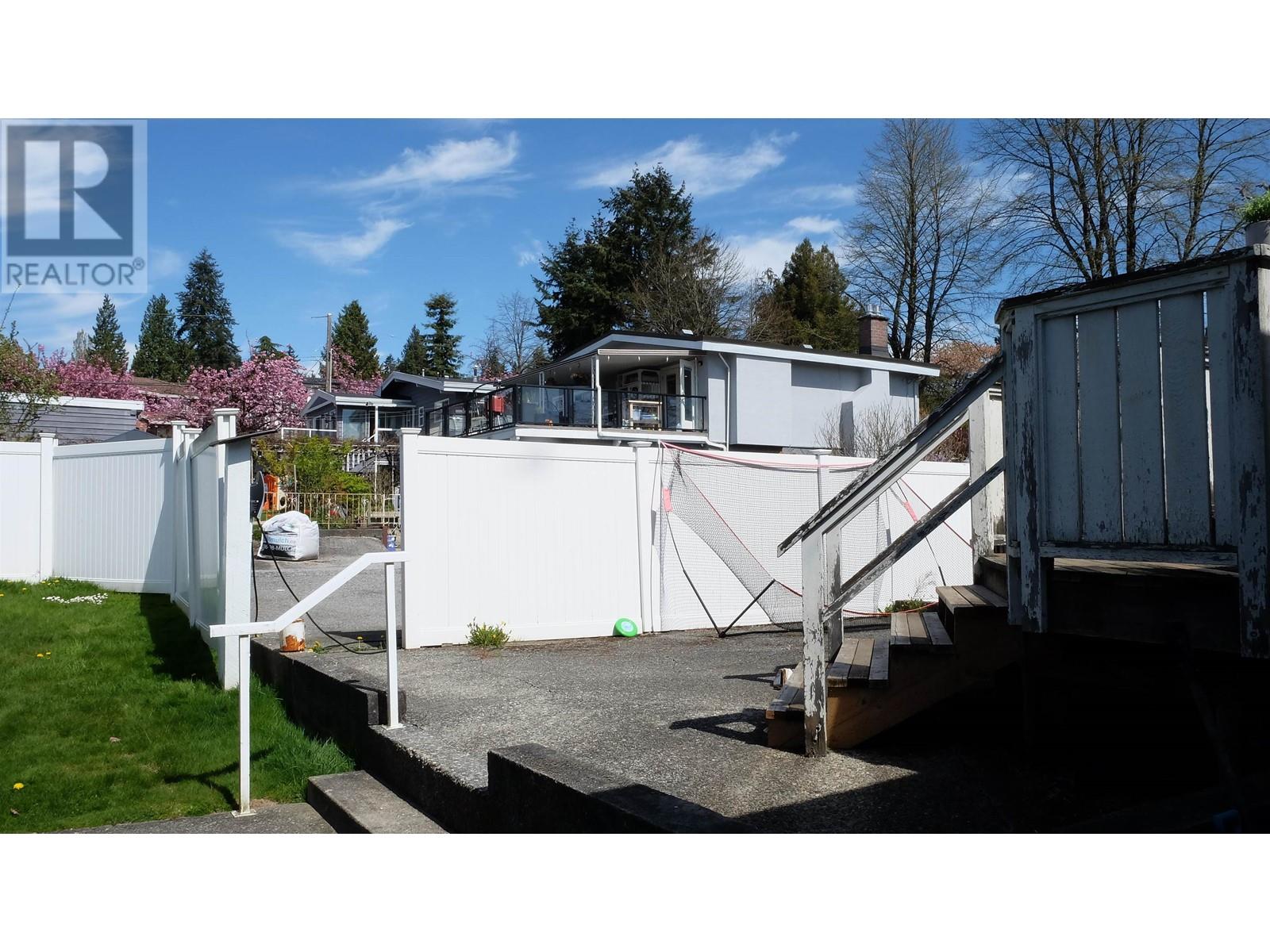 5133 Union Street, Burnaby, British Columbia  V5B 1W1 - Photo 6 - R2991991
