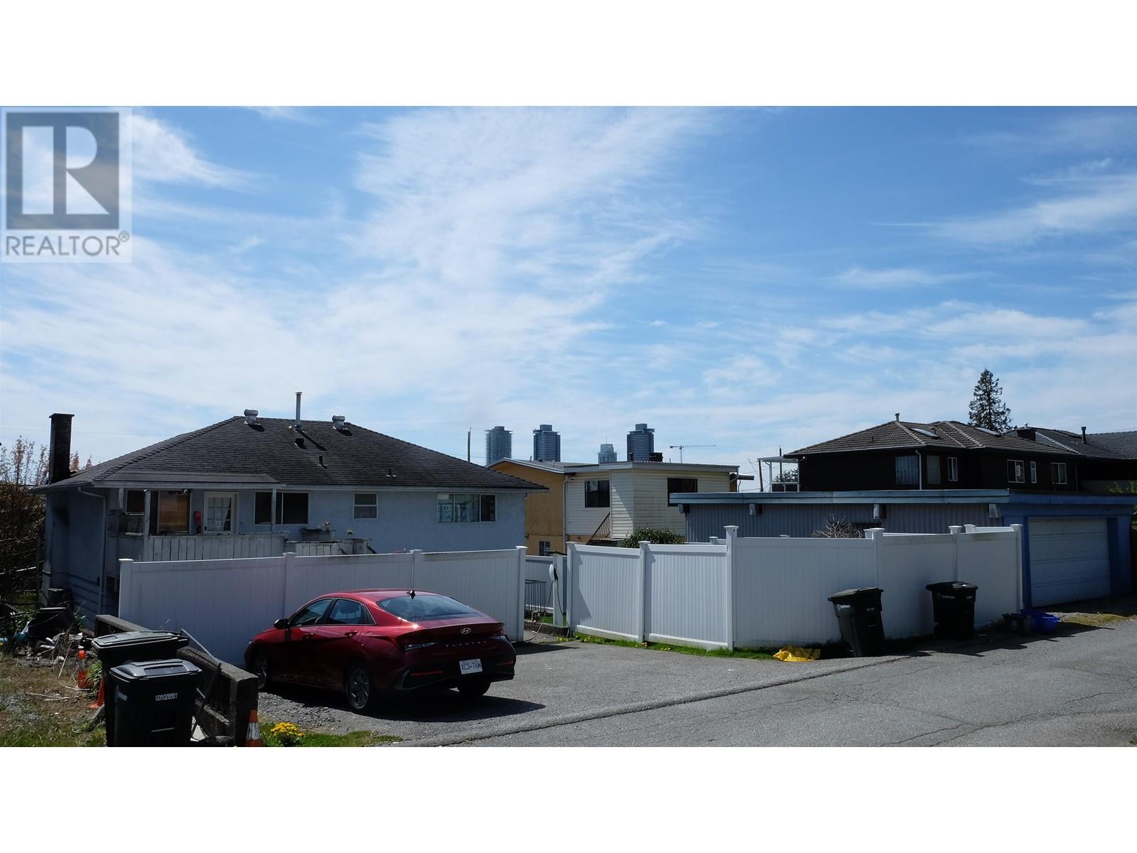 5133 Union Street, Burnaby, British Columbia  V5B 1W1 - Photo 4 - R2991991