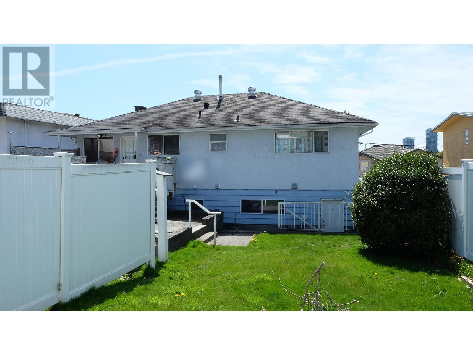 5133 Union Street, Burnaby, British Columbia  V5B 1W1 - Photo 7 - R2991991
