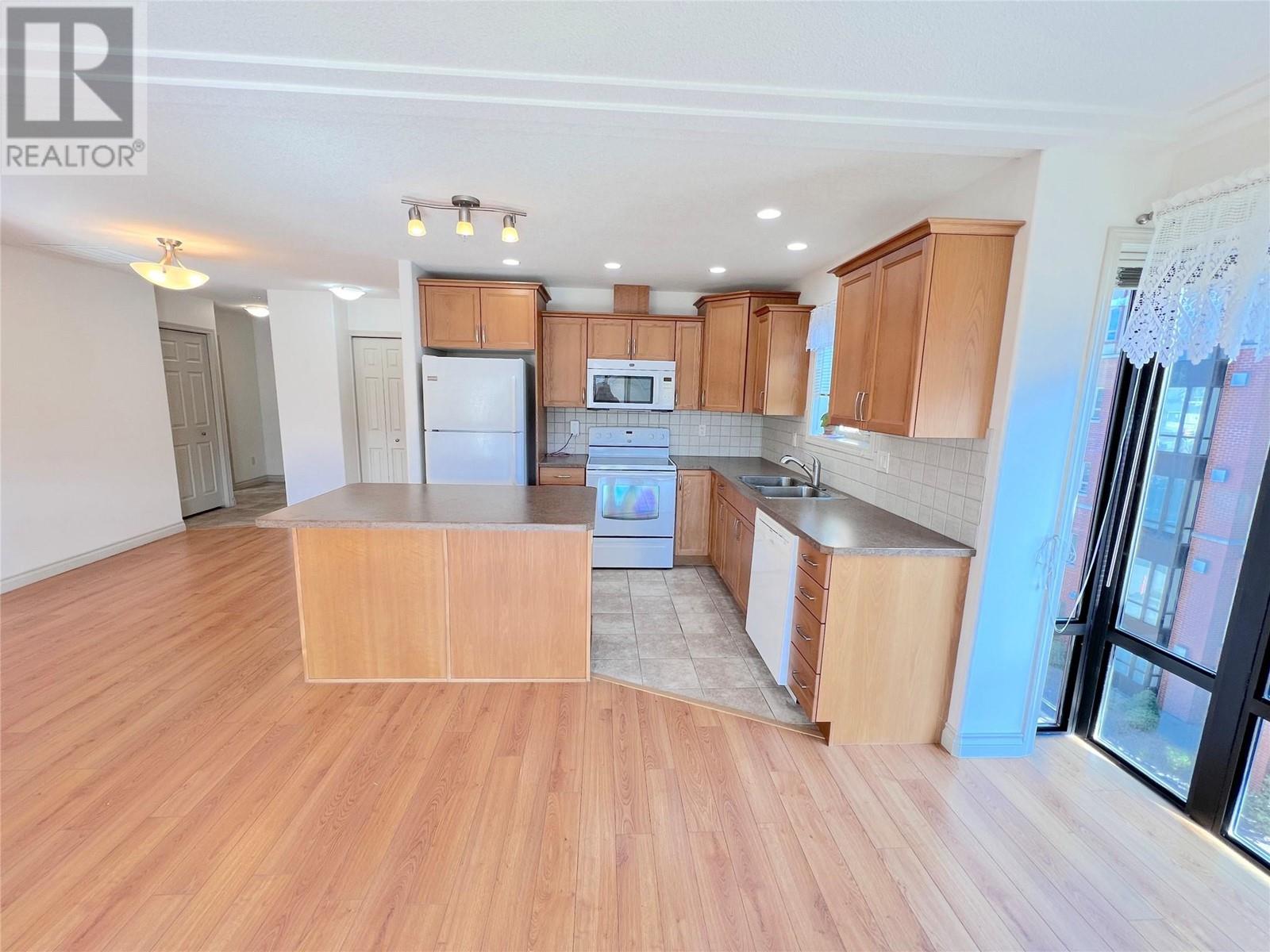 Property at 2113 ATKINSON Street Unit# 401 image 5