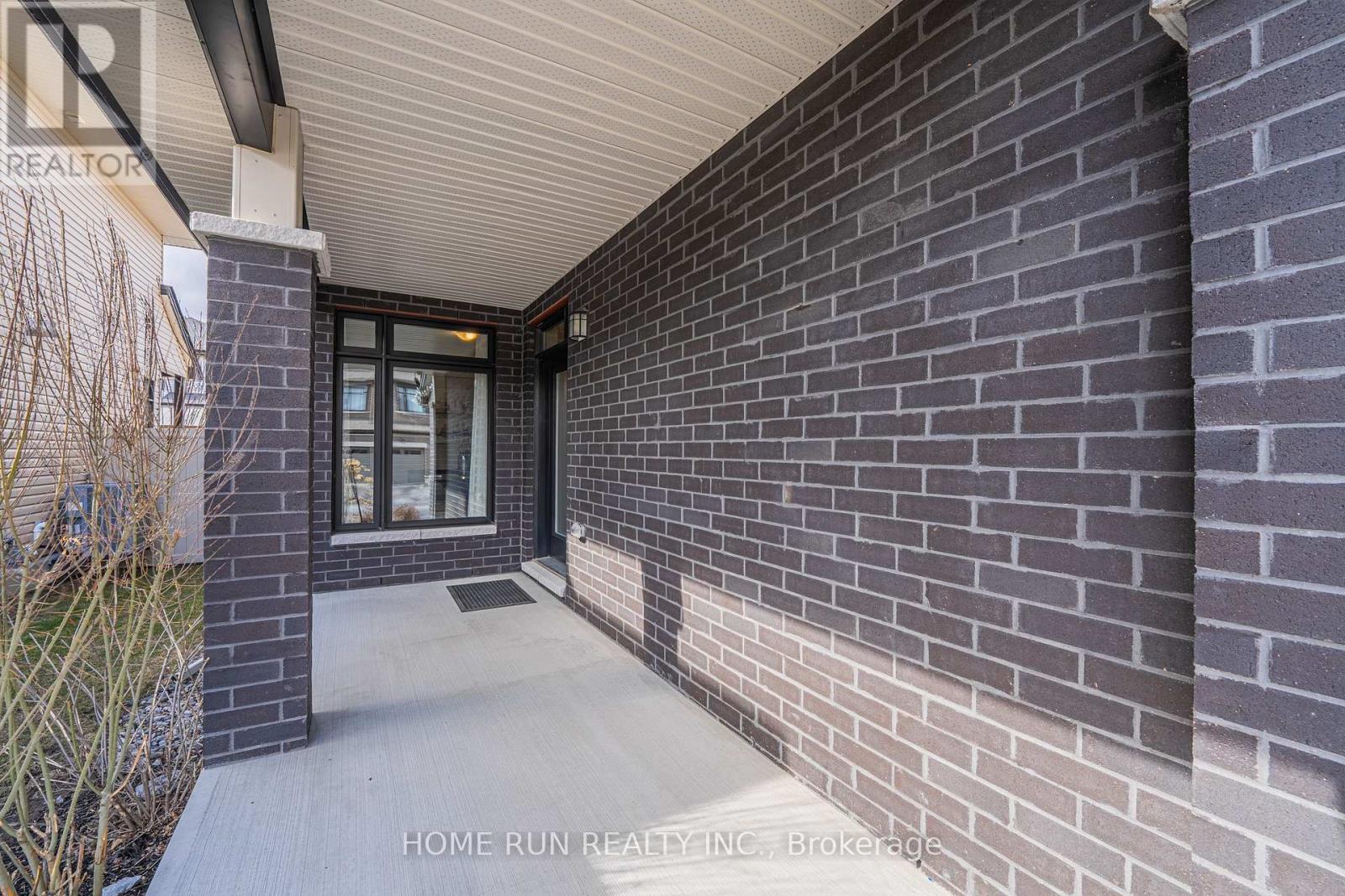 Property at 44 THUNDERBOLT STREET image 4