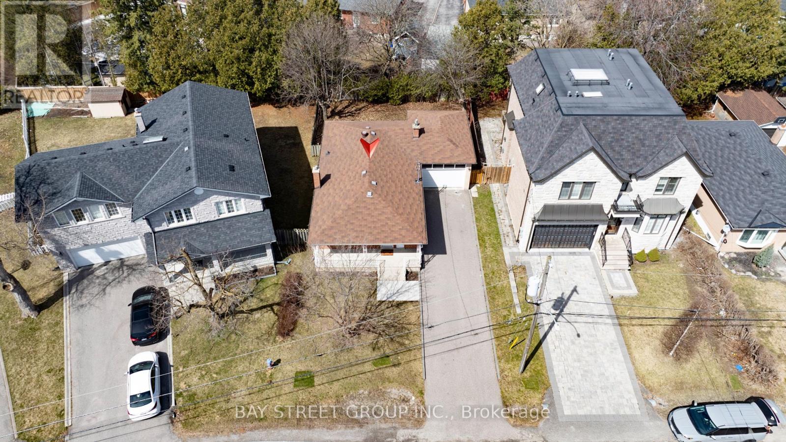 Property at 51 ROCKPORT CRESCENT image 4