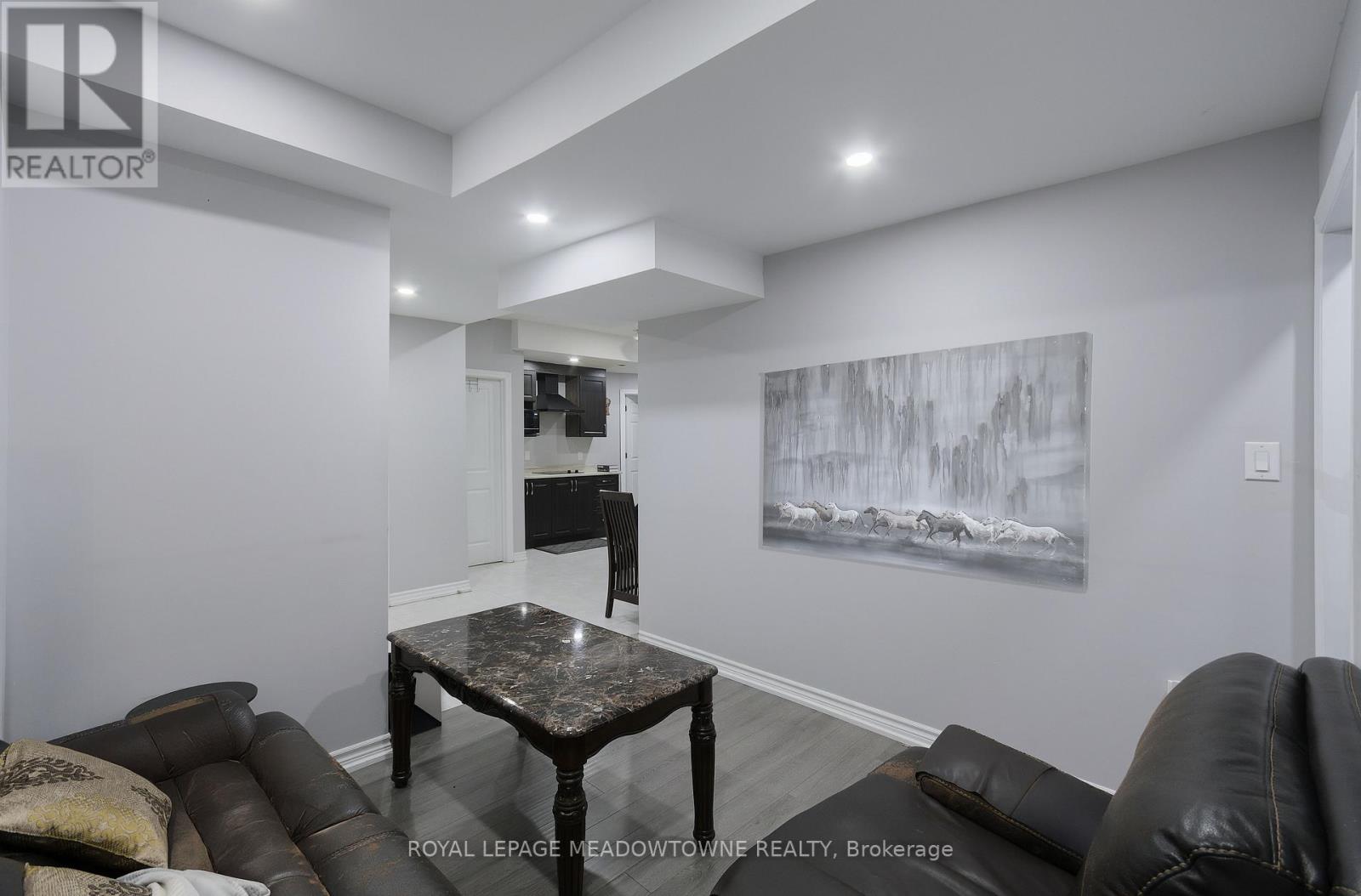 42 Ferdinand Drive, Brampton, Ontario  L6Y 2A5 - Photo 42 - W12091896