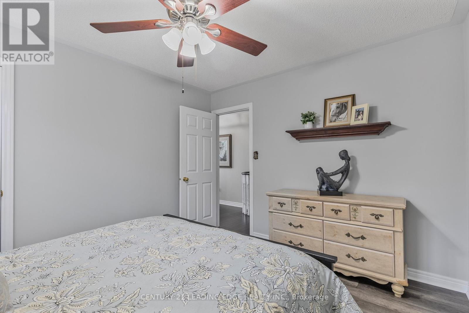 53 Fairwood Drive, Georgina, Ontario  L4P 3S2 - Photo 26 - N12091925