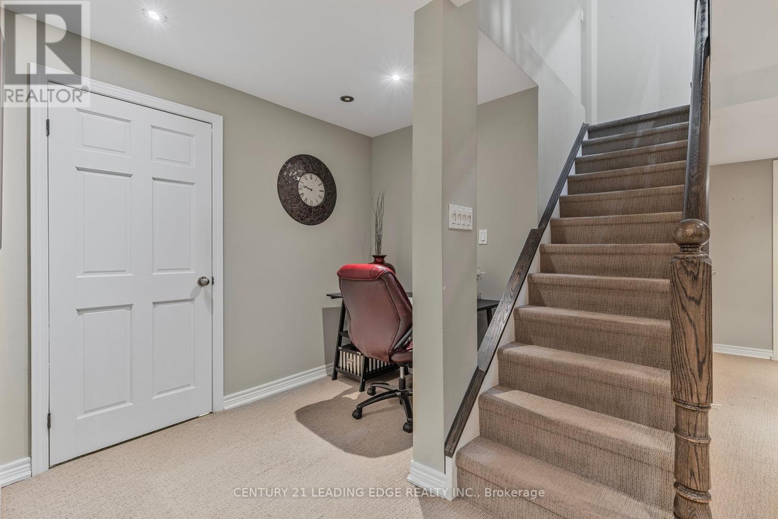 53 Fairwood Drive, Georgina, Ontario  L4P 3S2 - Photo 31 - N12091925
