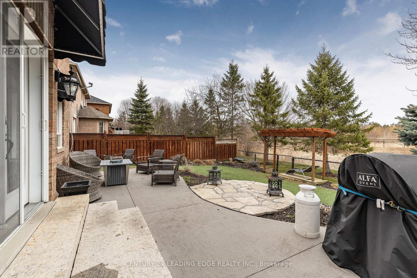 53 Fairwood Drive, Georgina, Ontario  L4P 3S2 - Photo 39 - N12091925