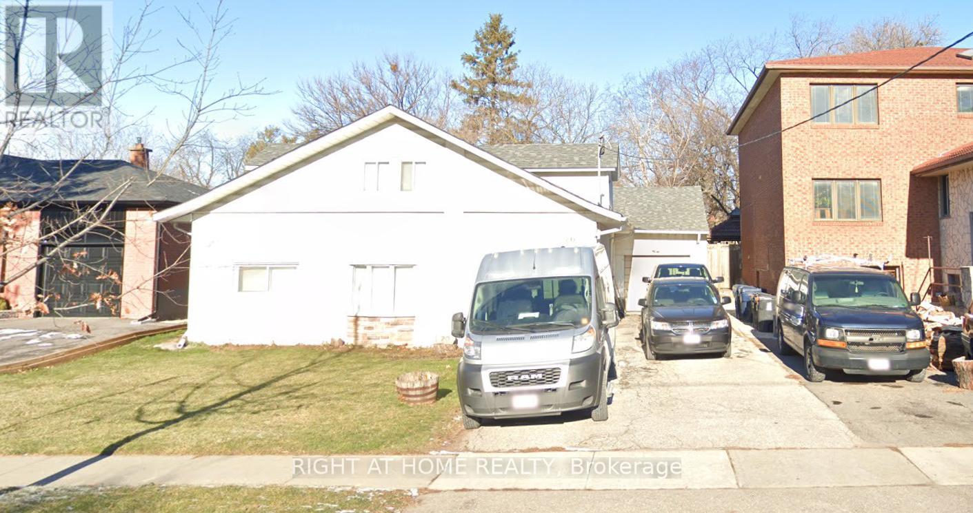 20 Connaught Avenue, Toronto, Ontario  M2M 1G6 - Photo 1 - C12091804