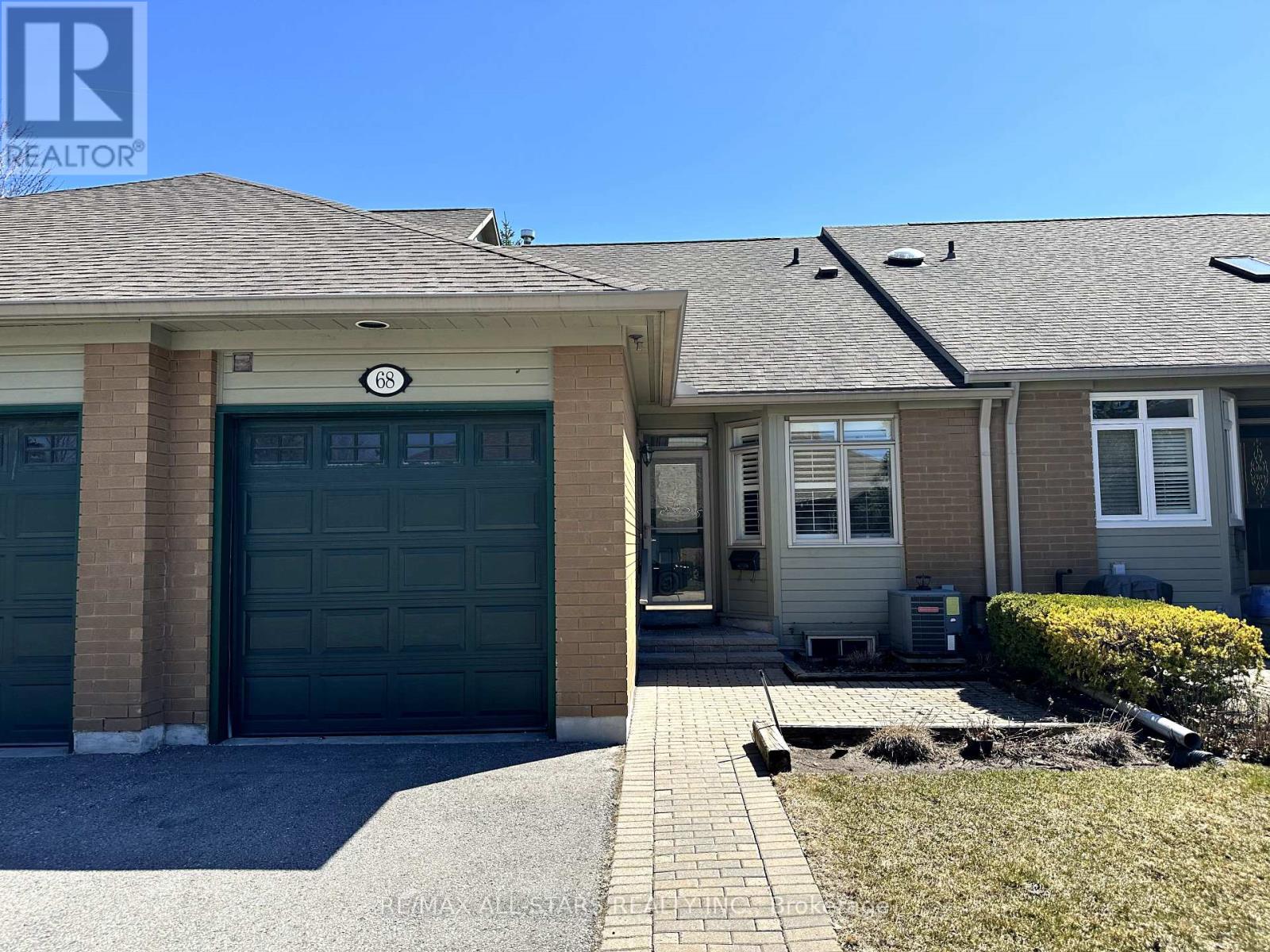 Property at 68 CELEBRITY GREENS WAY image 2