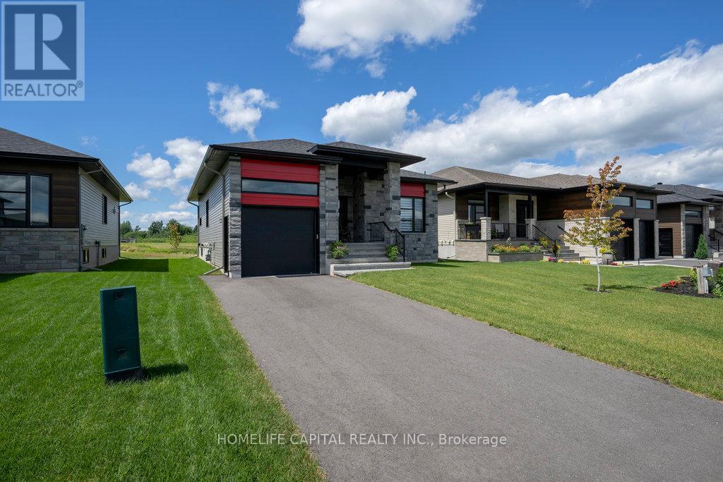 525 Barrage Street, Casselman, Ontario  K0A 1M0 - Photo 1 - X12091956