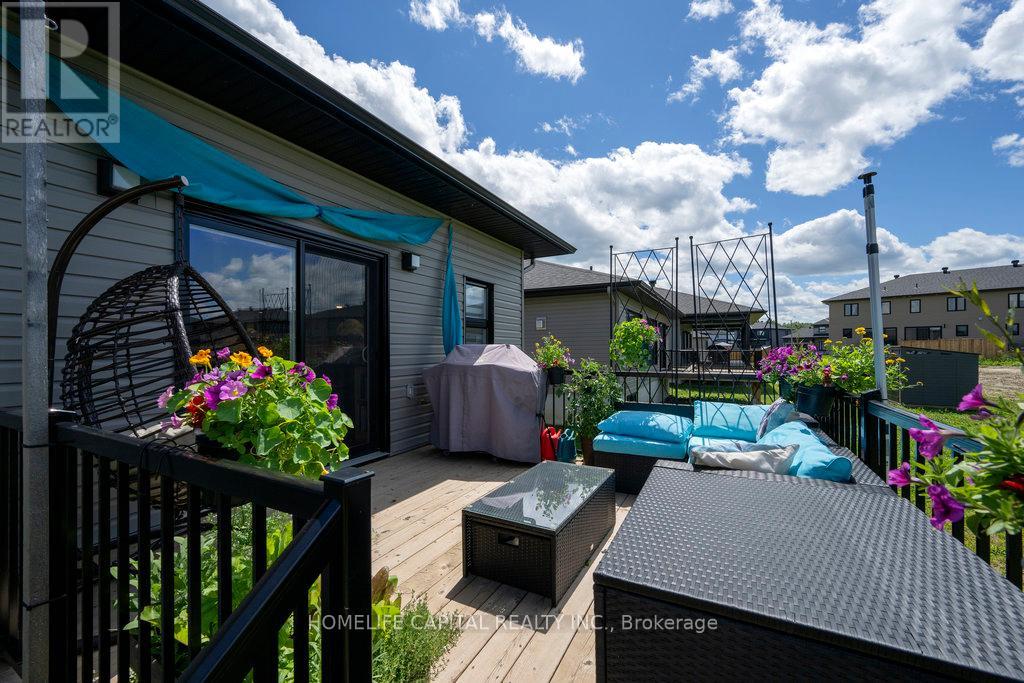 525 Barrage Street, Casselman, Ontario  K0A 1M0 - Photo 36 - X12091956