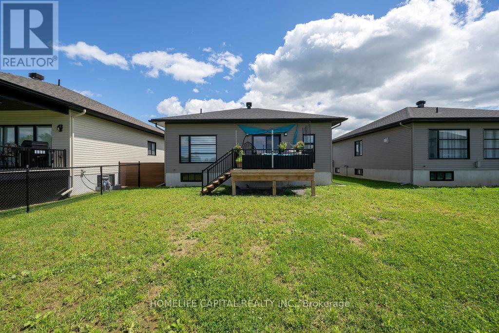 525 Barrage Street, Casselman, Ontario  K0A 1M0 - Photo 40 - X12091956