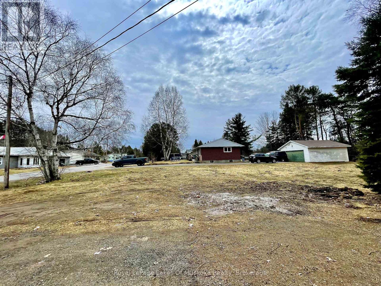 44 Gouldie Street, Huntsville, Ontario  P1H 2P4 - Photo 32 - X12091949