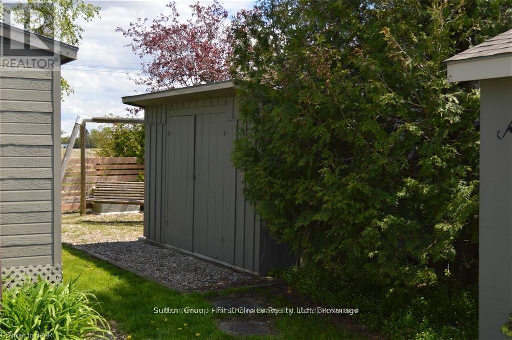 82883 Glendale Road Rr3, Ashfield-Colborne-Wawanosh, Ontario  N7A 3X9 - Photo 30 - X12091960