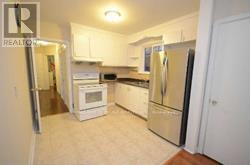 16 Landseer Road, Toronto, Ontario  M1K 3A7 - Photo 4 - E12091966