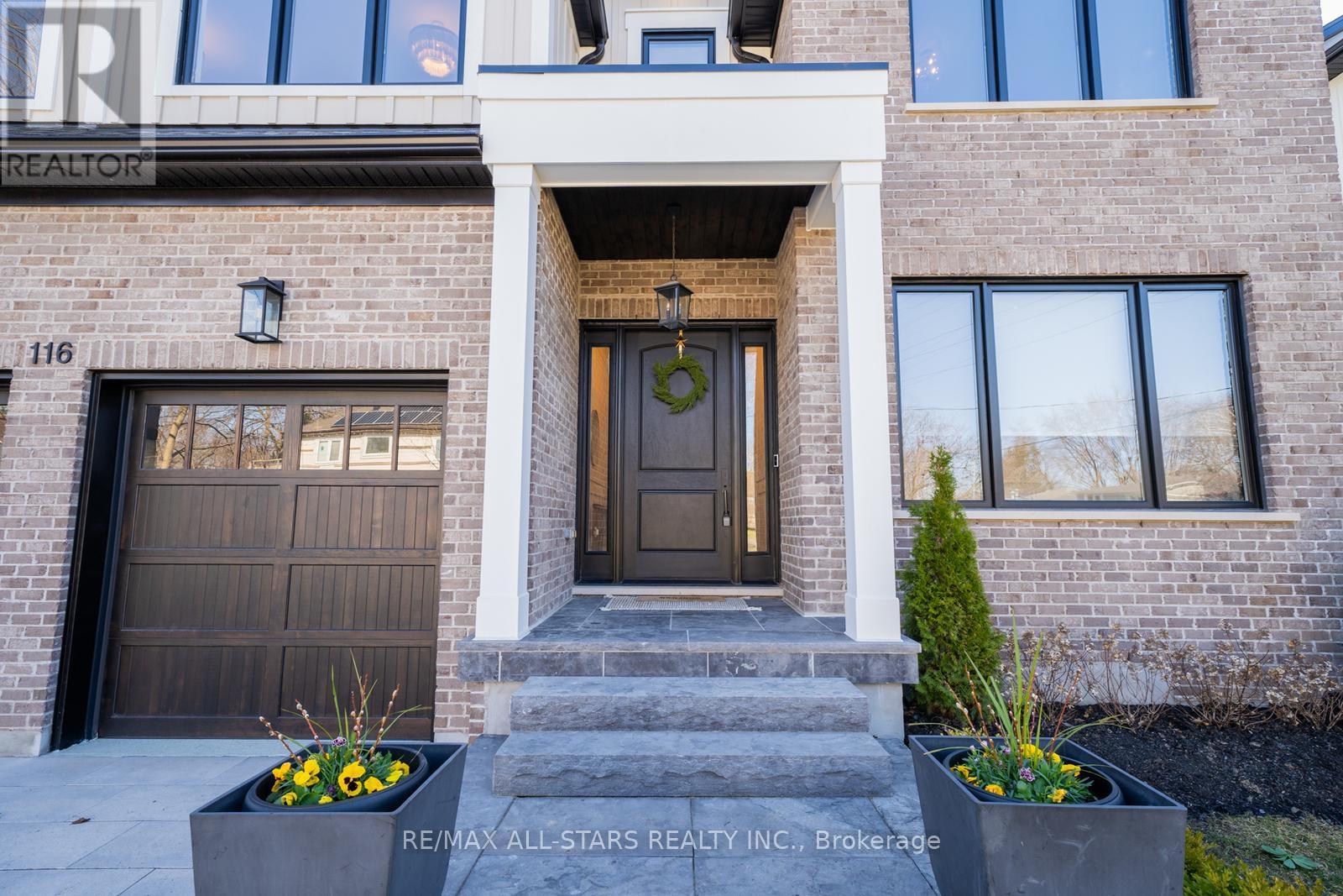 Property at 116 MONTREAL STREET image 3