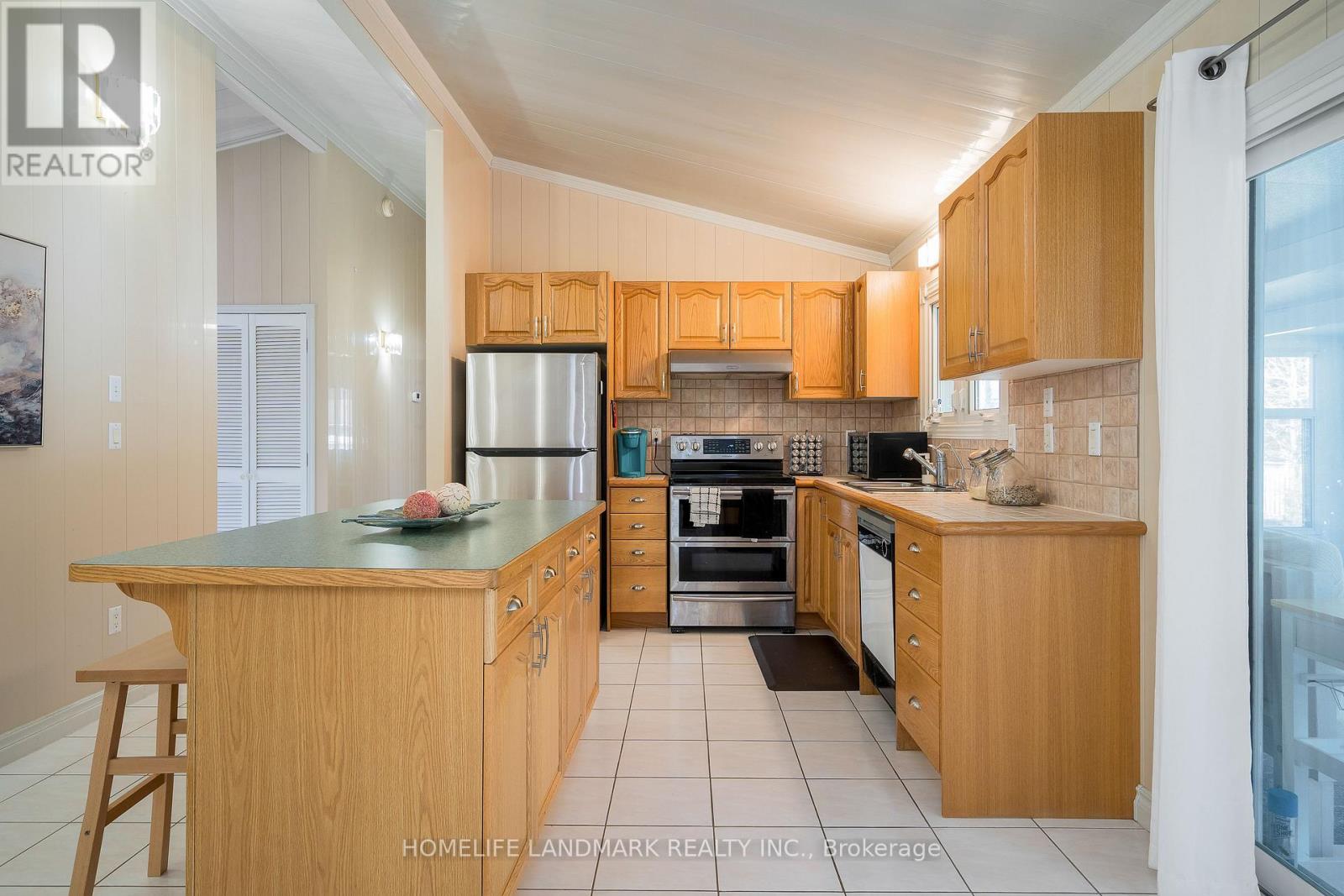 19 62nd Street N, Wasaga Beach, Ontario  L9Z 1V4 - Photo 21 - S12091954
