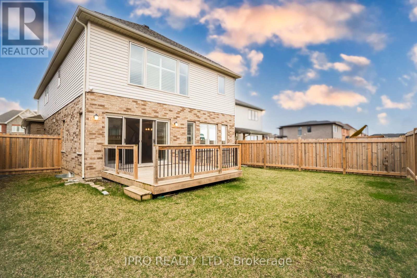 47 Homestead Way, Thorold, Ontario  L2V 0H1 - Photo 48 - X12091948