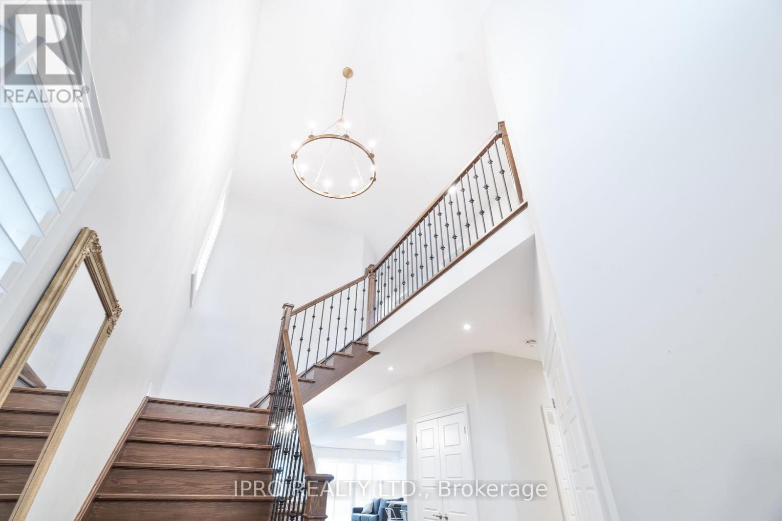 Property at 47 HOMESTEAD WAY image 5