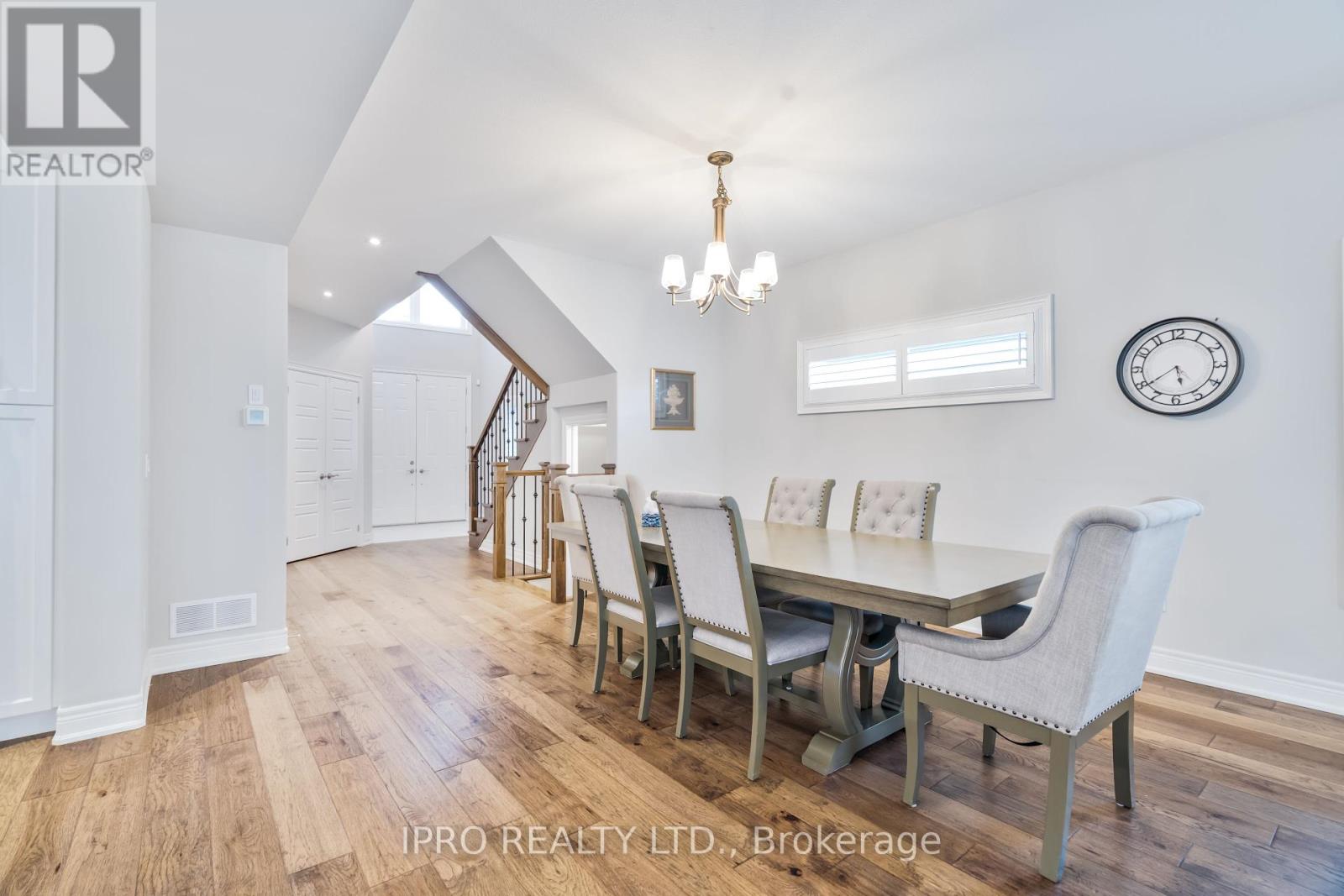 47 Homestead Way, Thorold, Ontario  L2V 0H1 - Photo 9 - X12091948