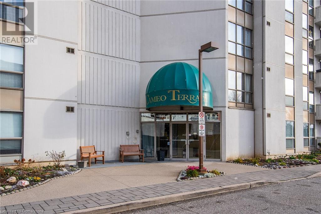Property at 3267 KING Street E Unit# 204 image 5