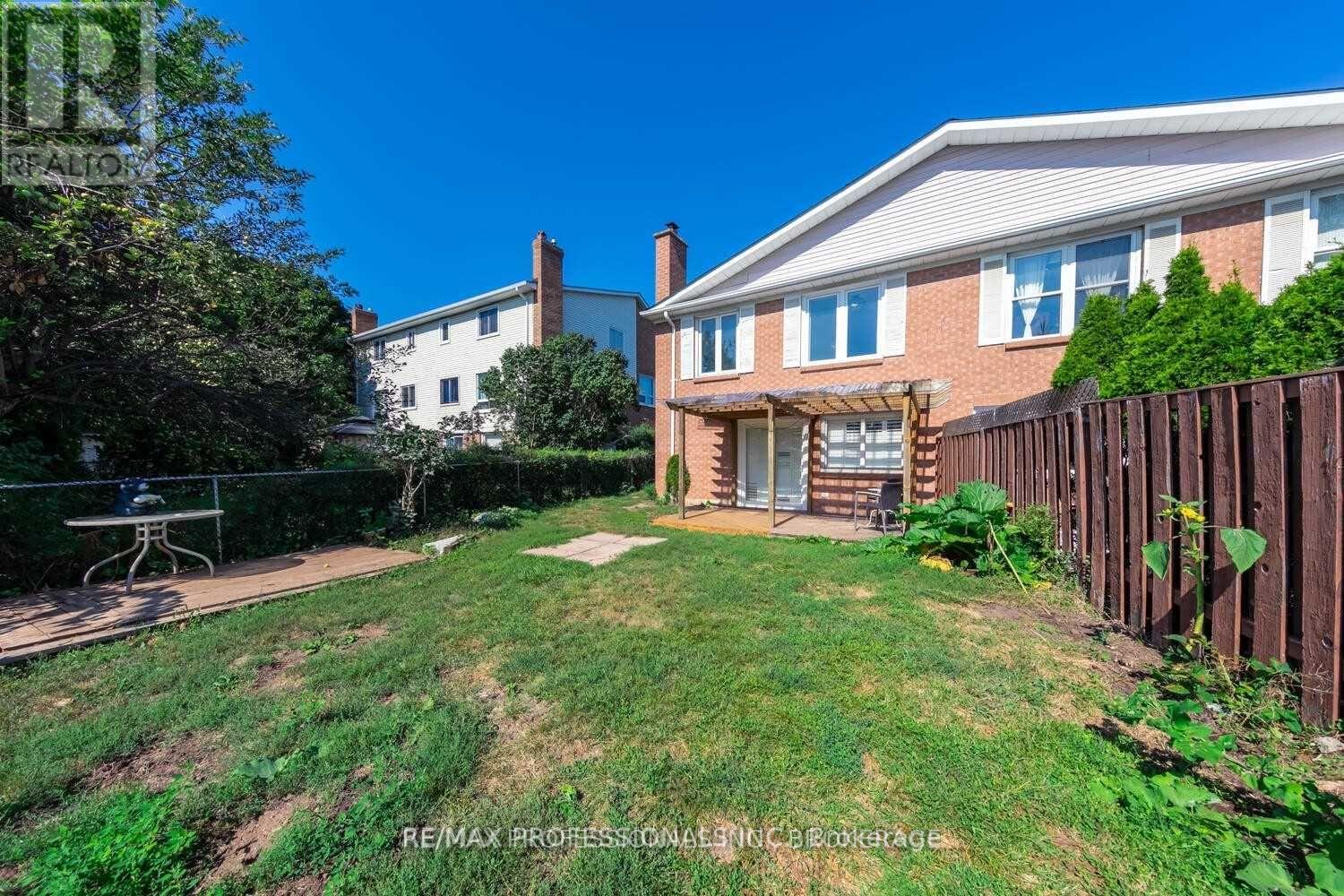 Upper - 4150 Sunflower Drive, Mississauga, Ontario  L5L 2L5 - Photo 31 - W12091975