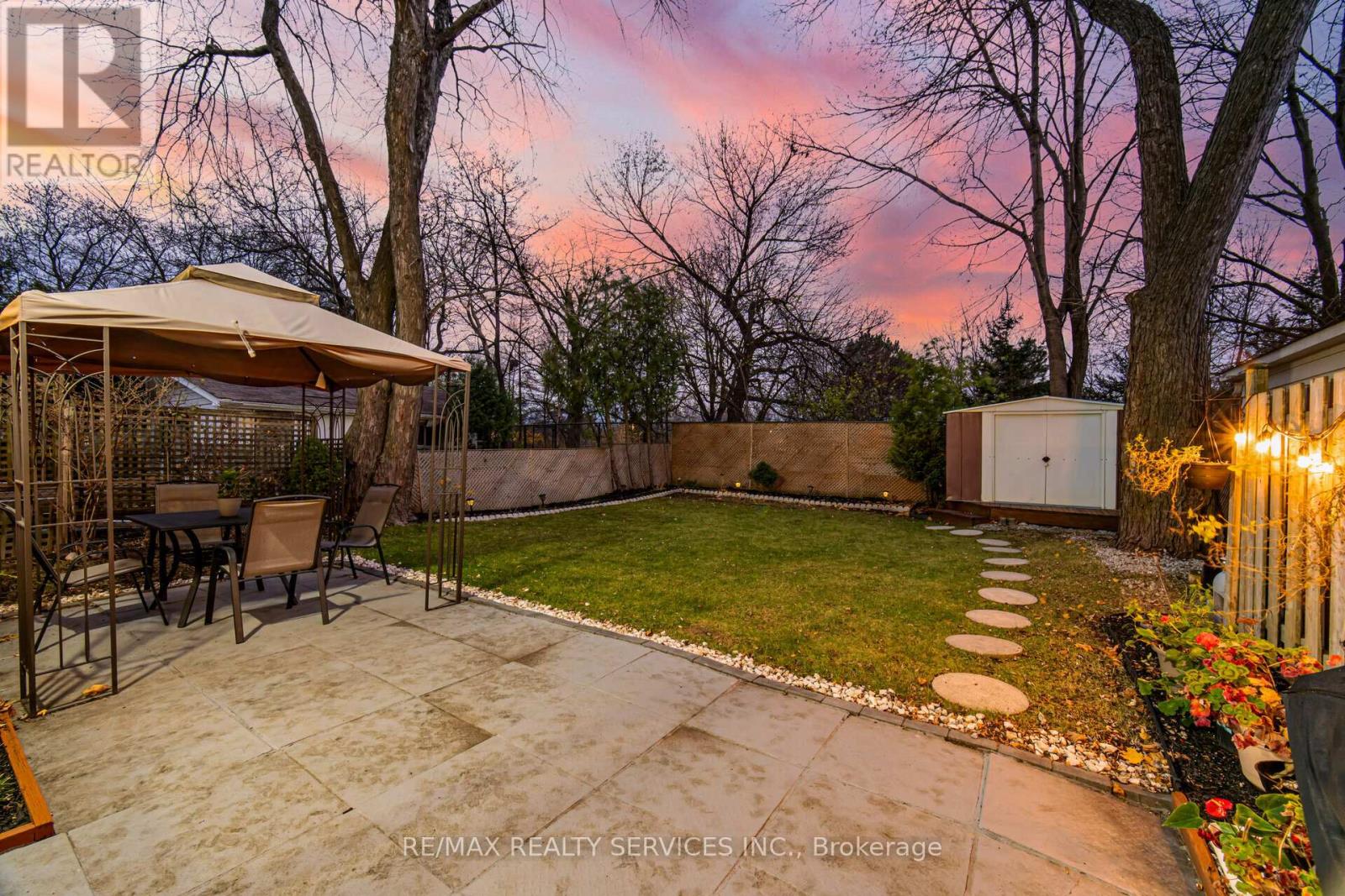 240 Taylor Mills Drive S, Richmond Hill, Ontario  L4C 2S6 - Photo 40 - N12092006