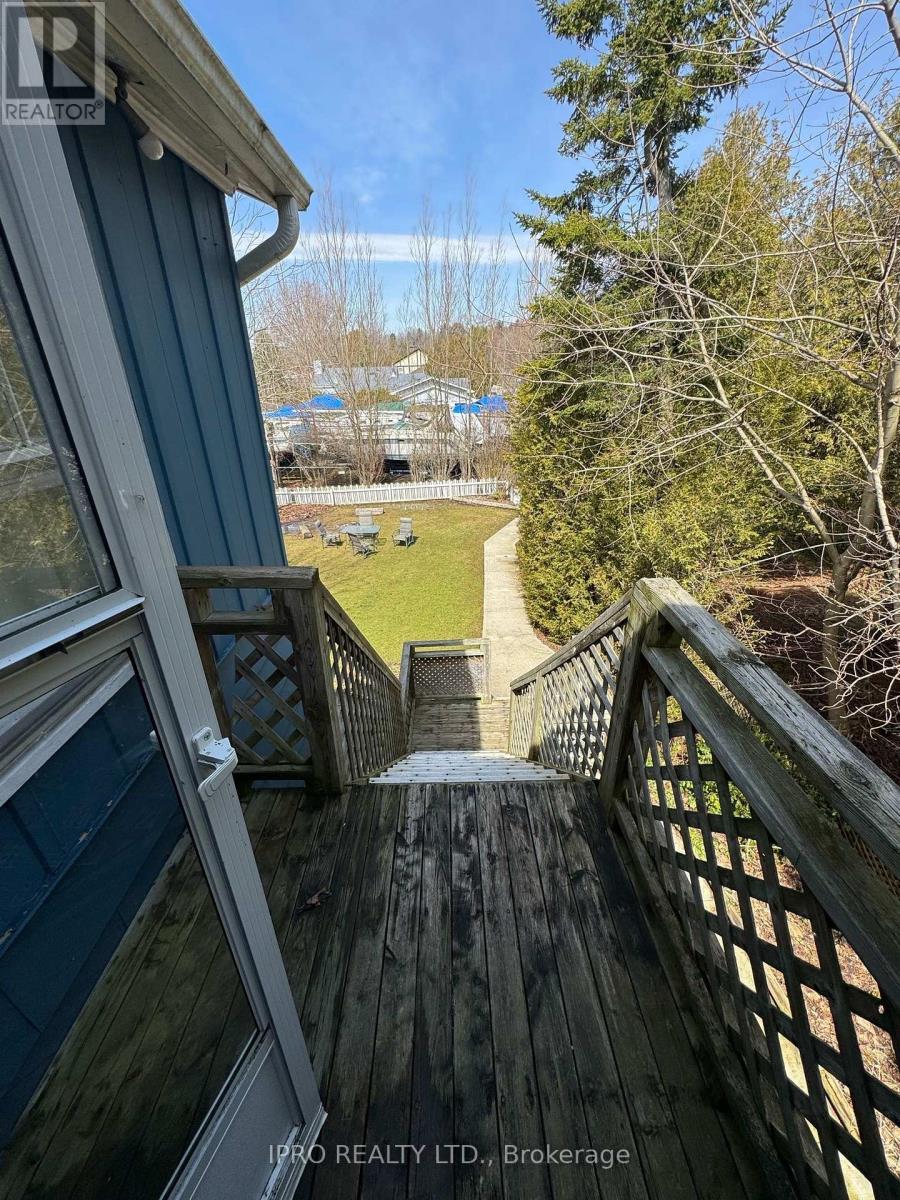 Upper - 279 Charlotte Street, Central Elgin, Ontario  N5L 1A8 - Photo 13 - X12091981