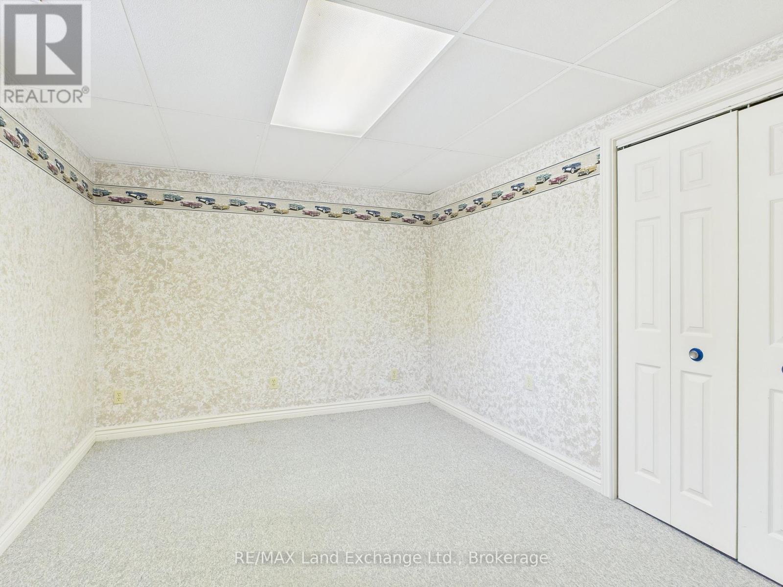 115 Deerhurst Drive, Huron-Kinloss, Ontario  N2Z 2X3 - Photo 27 - X12091070