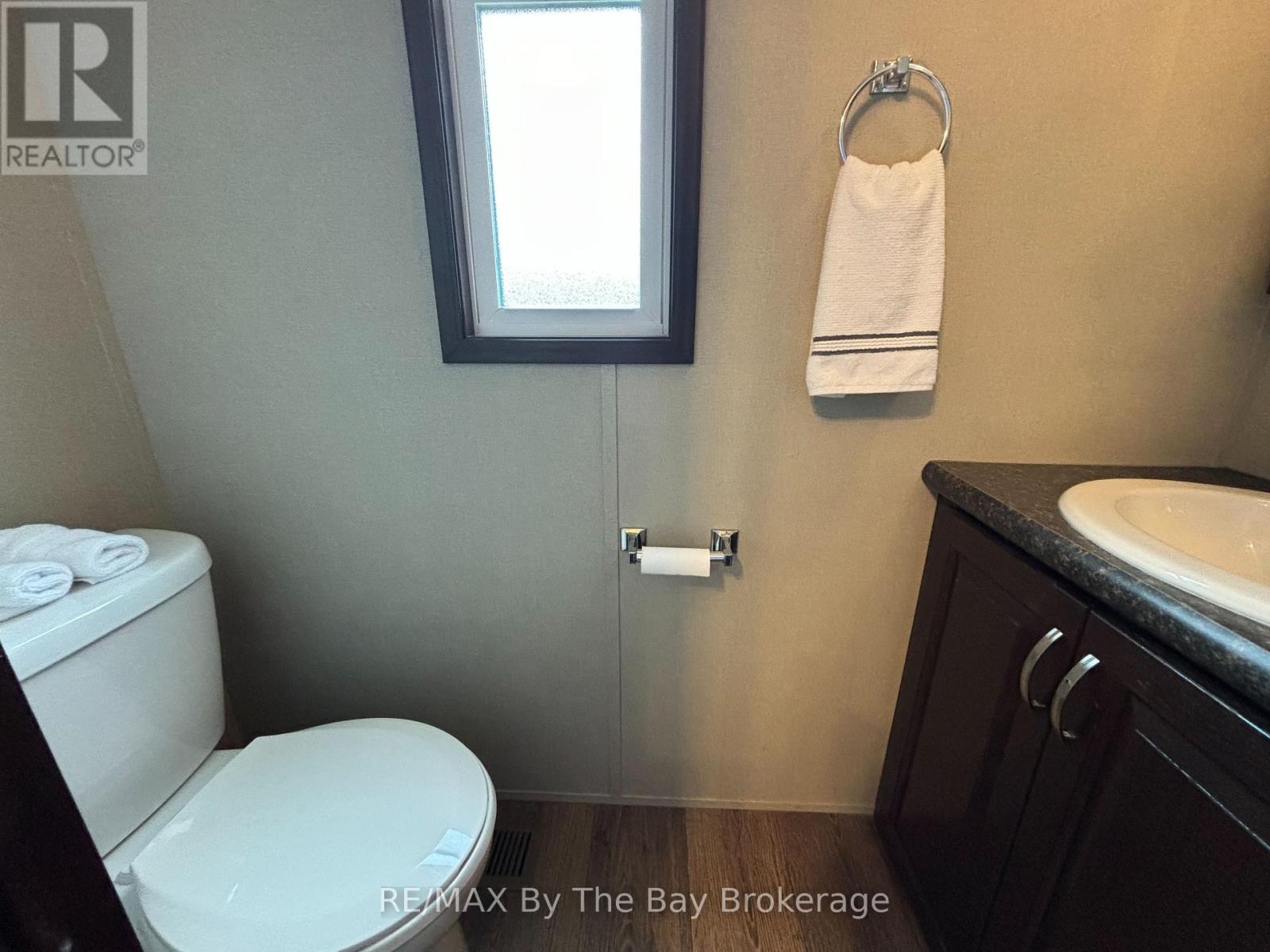 15 Chippewa Trail, Wasaga Beach, Ontario  L9Z 1X7 - Photo 29 - S12092025