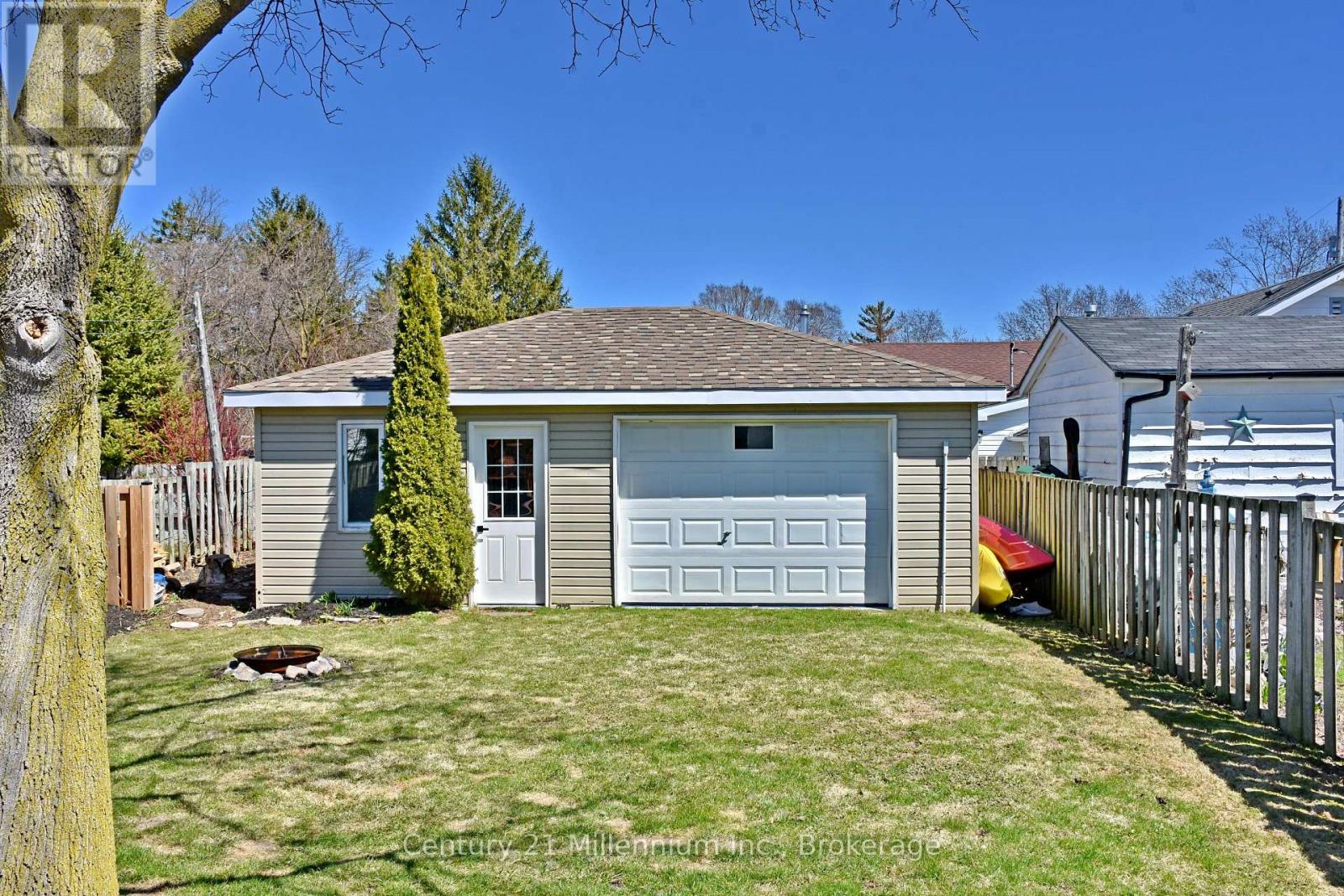 453 Birch Street, Collingwood, Ontario  L9Y 2W4 - Photo 3 - S12092027
