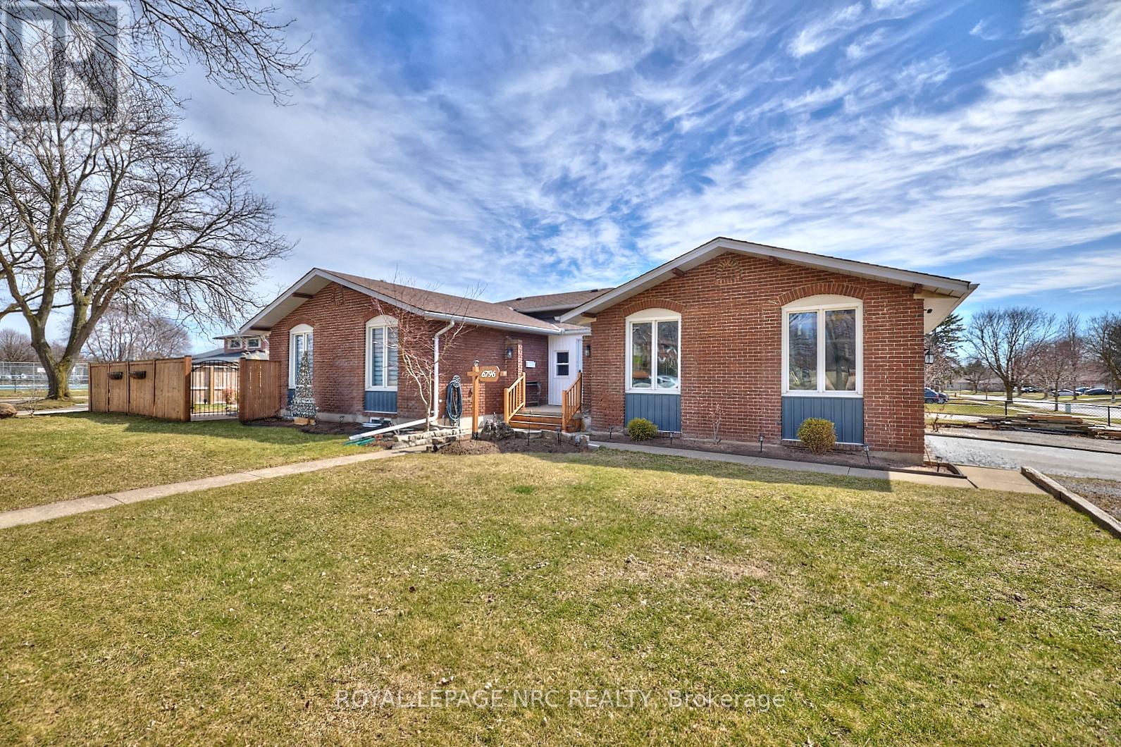 6796 STOKES STREET, niagara falls (dorchester), Ontario