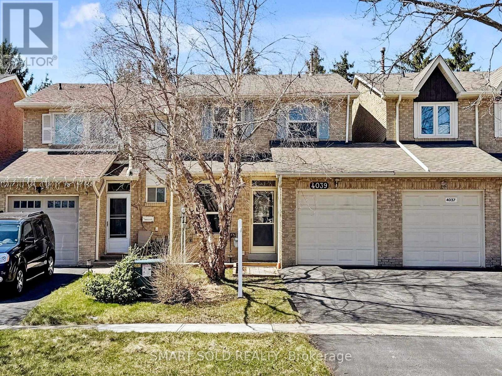 4039 Farrier Court, Mississauga (Erin Mills), Ontario  L5L 2Y4 - Photo 1 - W12092038