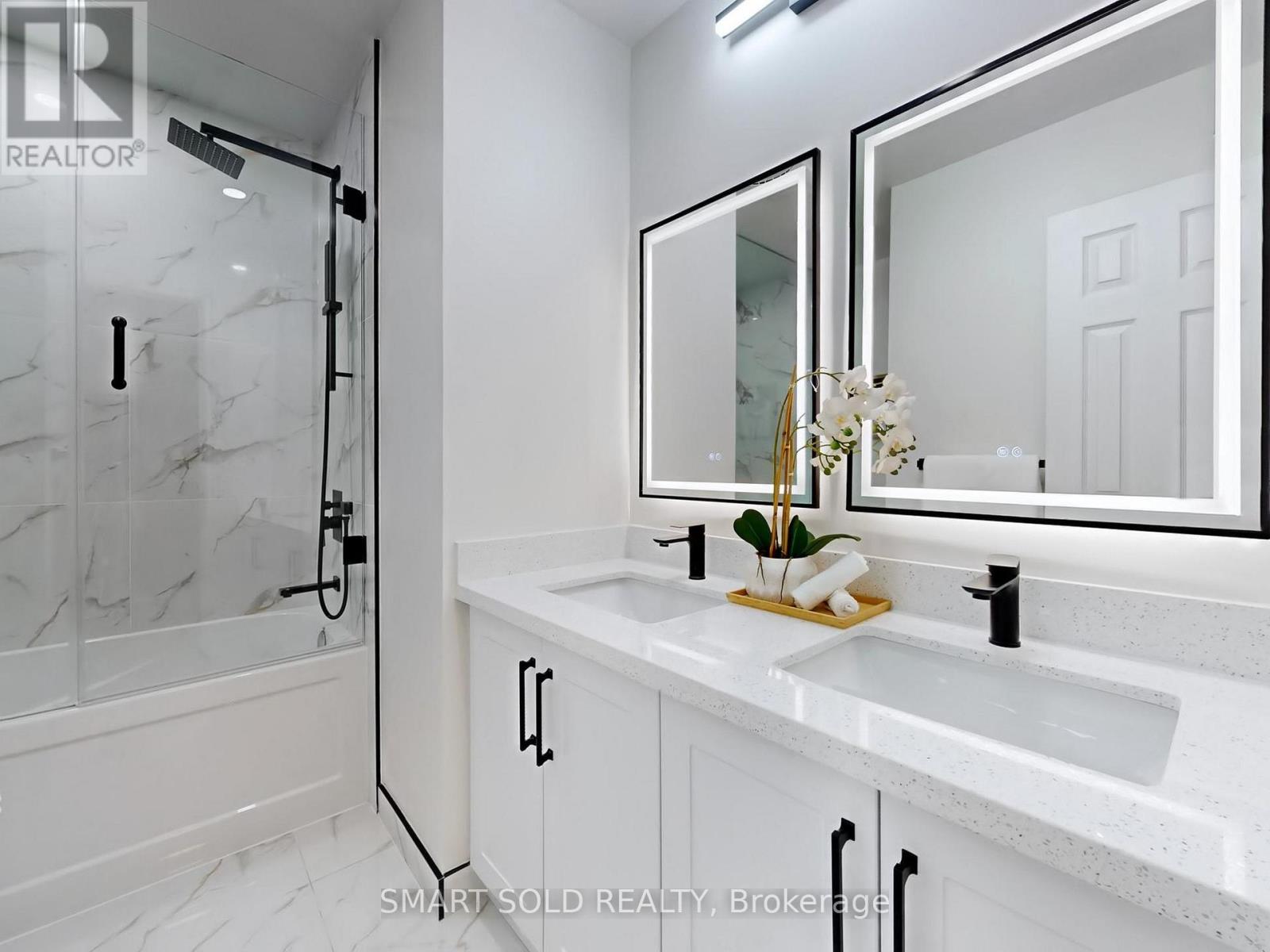 4039 Farrier Court, Mississauga (Erin Mills), Ontario  L5L 2Y4 - Photo 27 - W12092038