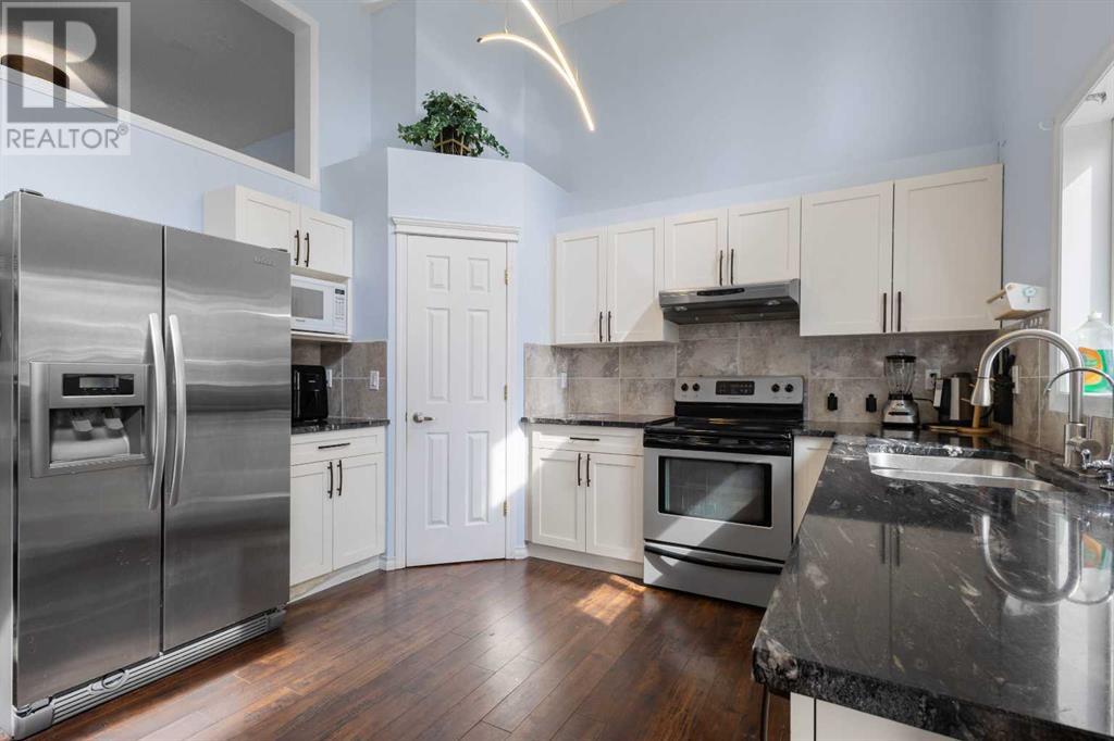 Property at 100 Country Hills Cove NW image 5
